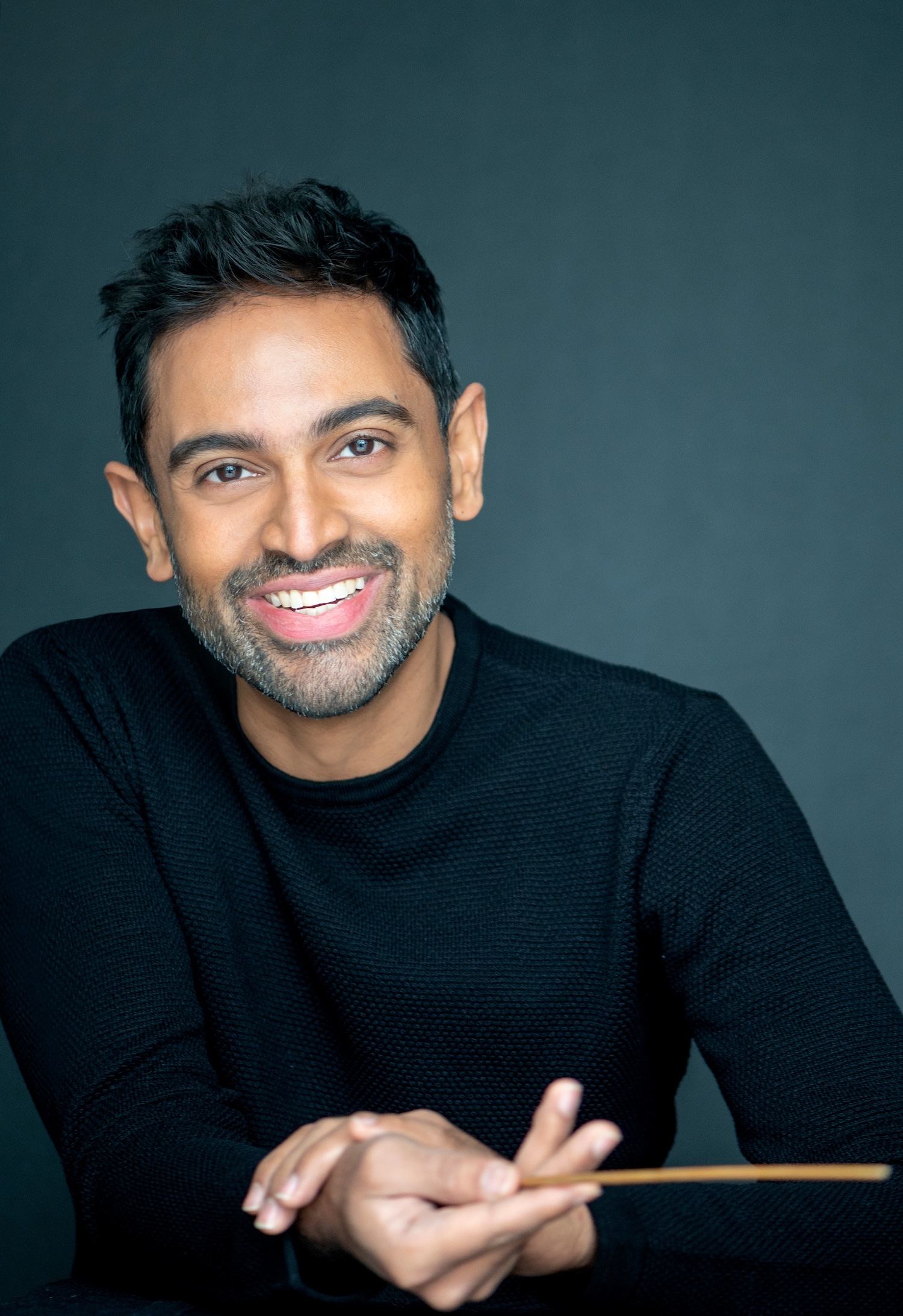 Dirigent: Harish Shankar